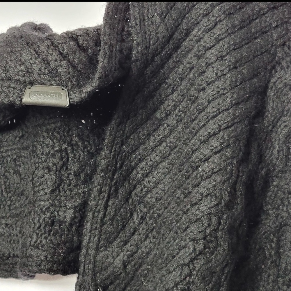 Coach Black Infinity Scarf Wool & Cashmere Chunky Cable Knit  Leather Tag NWT - Picture 2 of 12